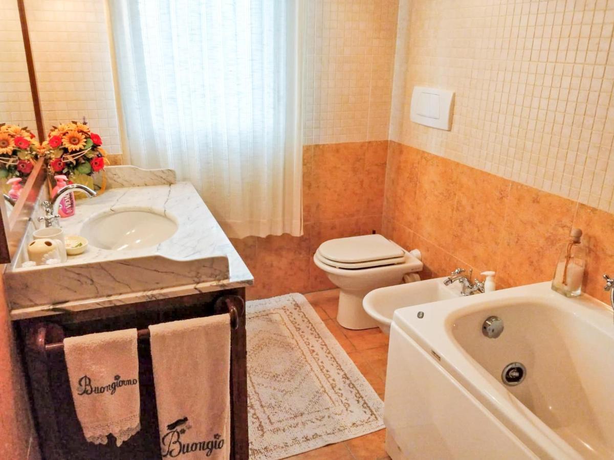 B&B Il Casolare Di Bonci Santa Maria a Monte Екстериор снимка
